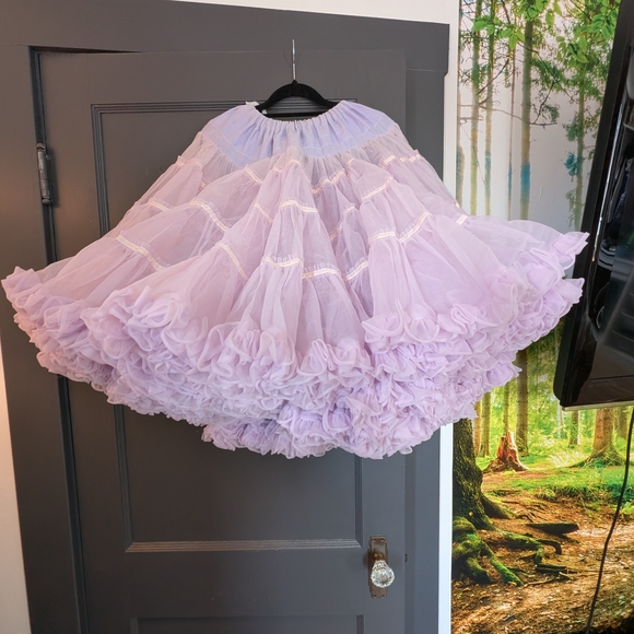 Sam's vintage Dresses & Skirts - Vintage Lavender Petticoat Tulle Ruffle Crinoline Full Skirt